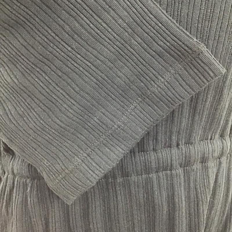 アズールバイマウジー AZUL BY MOUSSY カットソー 半袖 250DAS80-043H SHOULDER SLIT BLOUSING ネックスリット タグ付き S 無地 黒 / ブラック /  レディース USED 古着 中古 10101096