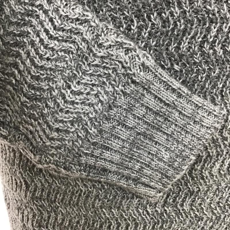 エディーバウアー Eddie Bauer ニット、セーター 長袖 クルーネック グラデーション XS 無地 灰 / グレー / メンズ USED 古着 中古 10101226