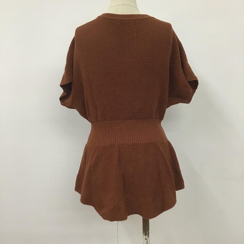 ローリーズファーム LOWRYS FARM カットソー 半袖 LF619002AD 半袖カットソー Vネックカットソー 半袖ニットカットソー FREE 無地 茶 / ブラウン /  レディース USED 古着 中古 10101282