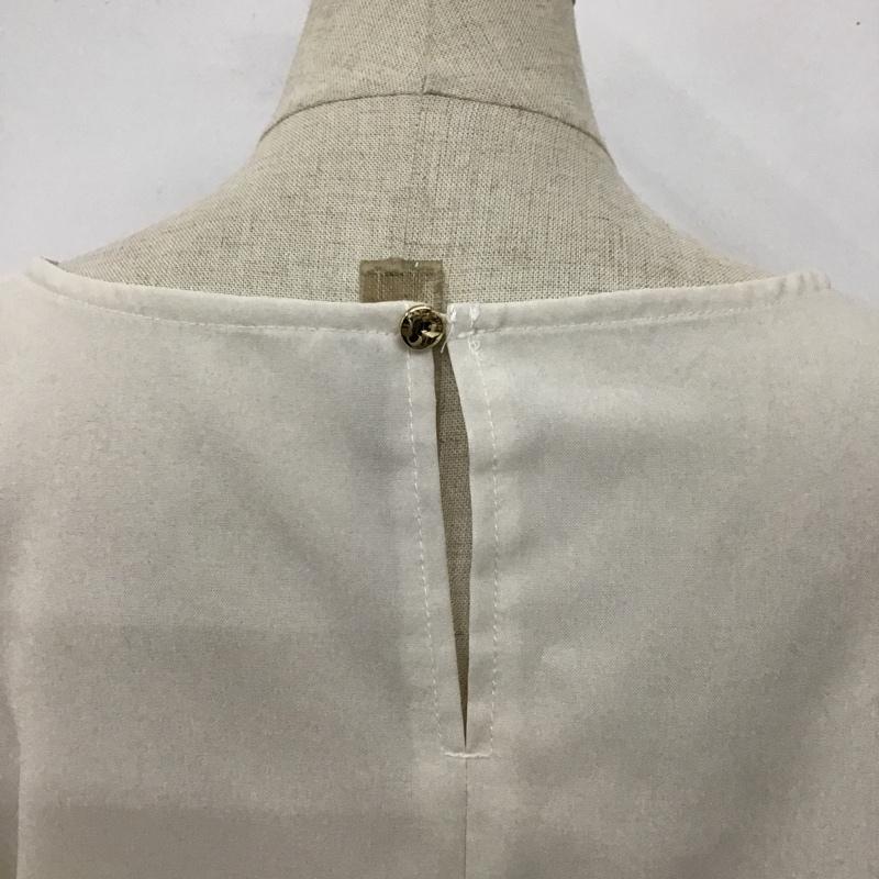 ナノユニバース nano・universe カットソー 半袖 673-9121022 リネンライクフレアスリーブブラウス 半袖カットソー バックスリットカットソー FREE 無地 白 / ホワイト /  レディース USED 古着 中古 10101291