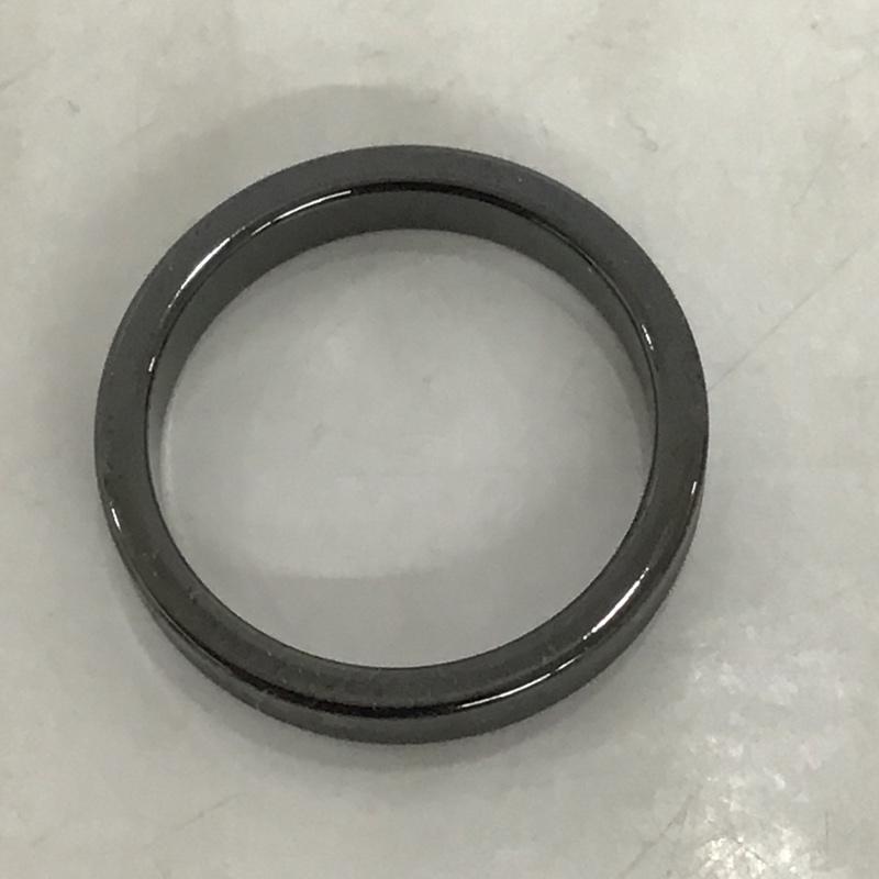 ティファニー TIFFANY&Co. アクセサリー 指輪 ブラックチタン ナロー 15号 ロゴ、文字 黒 / ブラック / メンズ USED 古着 中古 10101366