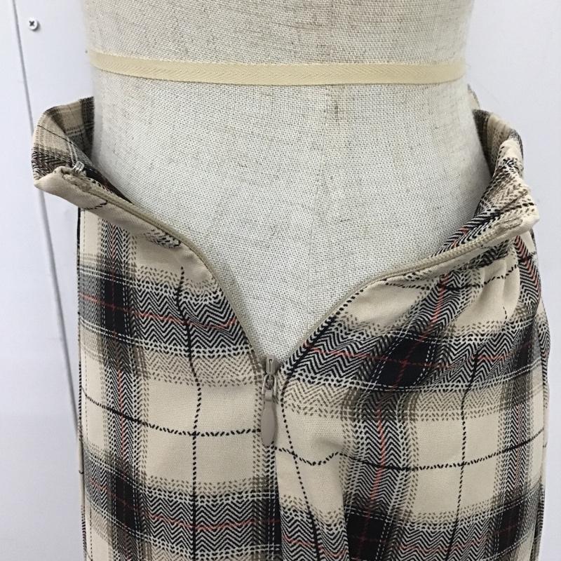 アイテムズ アーバンリサーチ ITEMS URBAN RESEARCH スカート ロングスカート IT87-25N015 フレアスカート FREE チェック ベージュ / ベージュ / X 黒 / ブラック / X 茶 / ブラウン / X 赤 / レッド / レディース USED 古着 中古 10101390