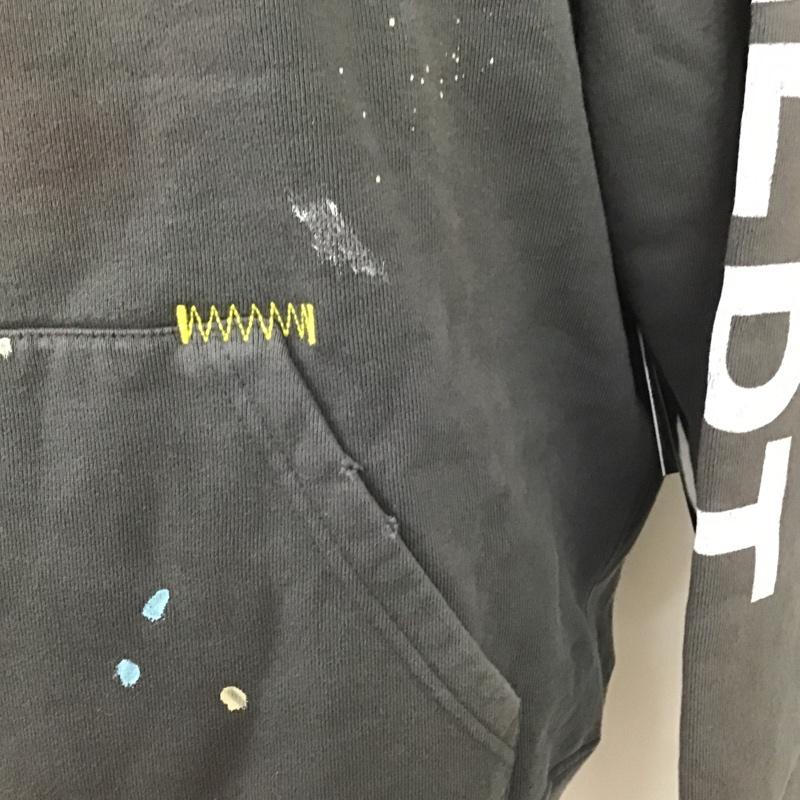 ギャラリーデプト GALLERY DEPT パーカー 長袖 LA RAMS Hoodie ヴィンテージ加工 ペイント プルオーバー 裏起毛 L ロゴ、文字 ダークグレー / ダークグレー / メンズ USED 古着 中古 10101401