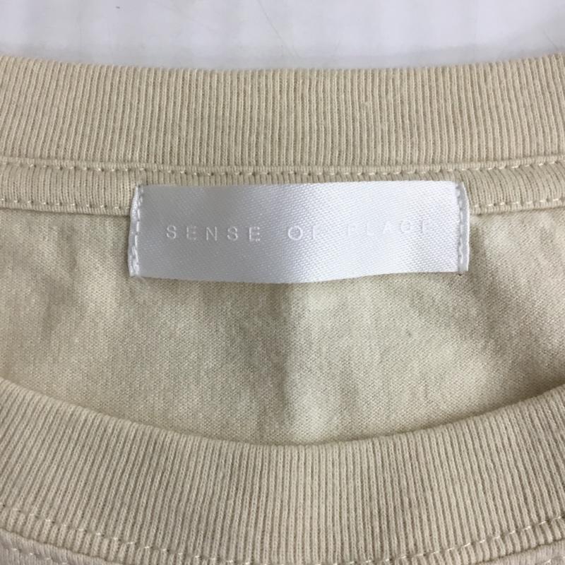 センスオブプレイスバイアーバンリサーチ SENSE OF PLACE by URBAN RESEARCH Tシャツ 半袖 AA05-21L137 クロップドアートTシャツ 半袖カットソー プリントTシャツ FREE ロゴ、文字 ベージュ / ベージュ / レディース USED 古着 中古 10101458