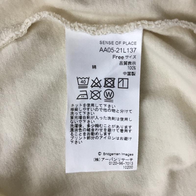 センスオブプレイスバイアーバンリサーチ SENSE OF PLACE by URBAN RESEARCH Tシャツ 半袖 AA05-21L137 クロップドアートTシャツ 半袖カットソー プリントTシャツ FREE ロゴ、文字 ベージュ / ベージュ / レディース USED 古着 中古 10101458