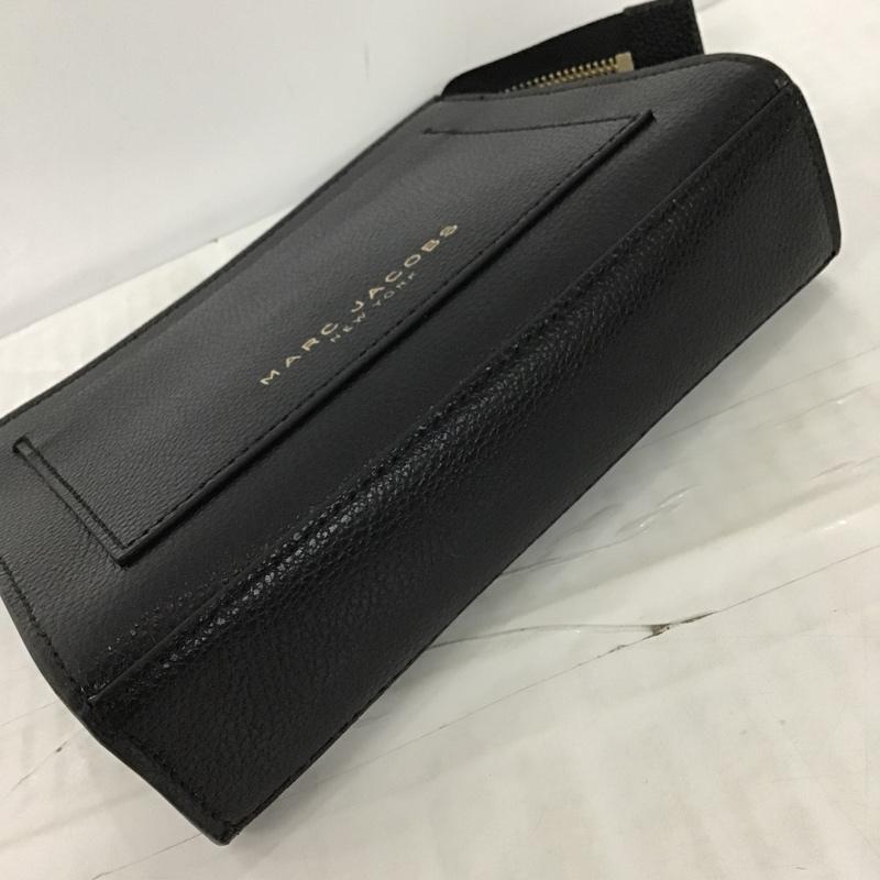 マークジェイコブス MARCJACOBS ポーチ ポーチ S202L01PF22-001 コスメポーチ タグ付き ロゴ、文字 黒 / ブラック / X 金 / ゴールド / レディース USED 古着 中古 10101569