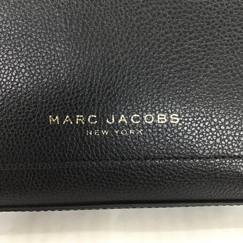 マークジェイコブス MARCJACOBS ポーチ ポーチ S202L01PF22-001 コスメポーチ タグ付き ロゴ、文字 黒 / ブラック / X 金 / ゴールド / レディース USED 古着 中古 10101569