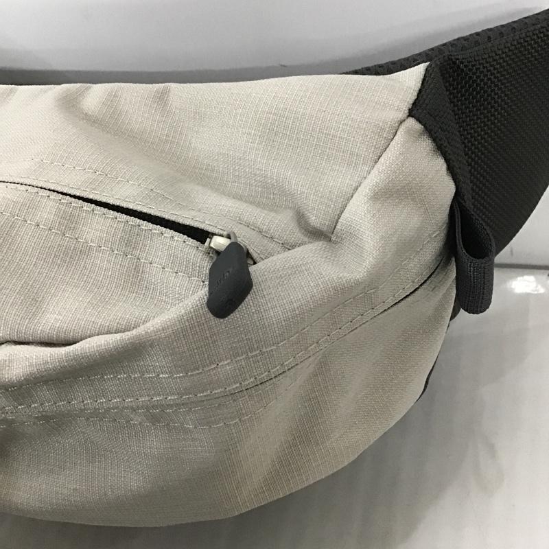 ザノースフェイス THE NORTH FACE ウエストバッグ ウエストバッグ NM71904 SWEEP ボディバッグ ロゴ、文字 灰 / グレー / メンズ USED 古着 中古 10102072