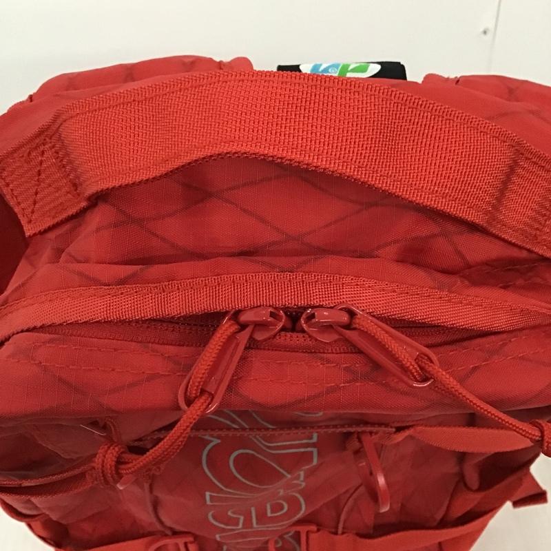 シュプリーム Supreme リュックサック、デイパック リュックサック、デイバッグ 18AW BACK PACK ロゴ、文字 赤 / レッド / メンズ USED 古着 中古 10102439