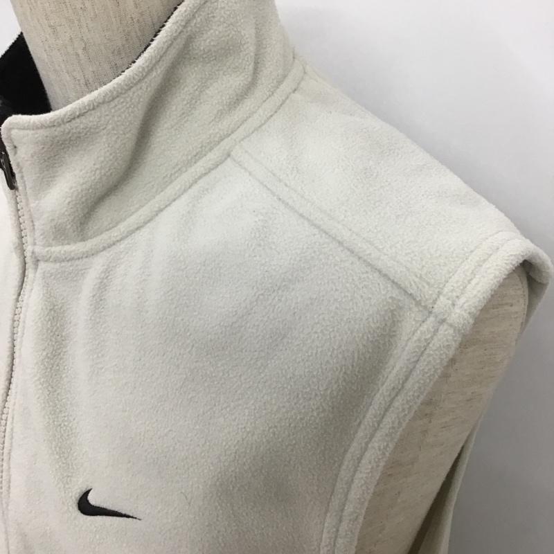 ナイキ NIKE ベスト ベスト フリースベスト スポーツウェア ノースリーブカットソー ジップアップベスト M ロゴ、文字 白 / ホワイト / メンズ USED 古着 中古 10102557