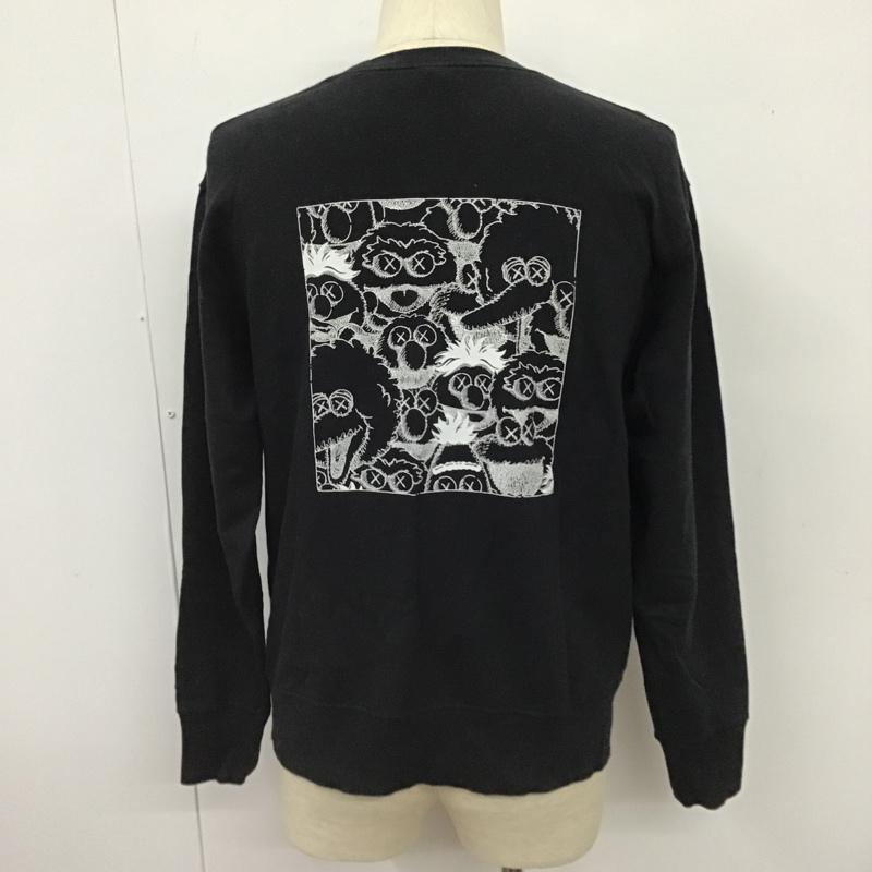 ユニクロ UNIQLO トレーナー 長袖 KAWS M 刺繍 黒 / ブラック / メンズ USED 古着 中古 10102698