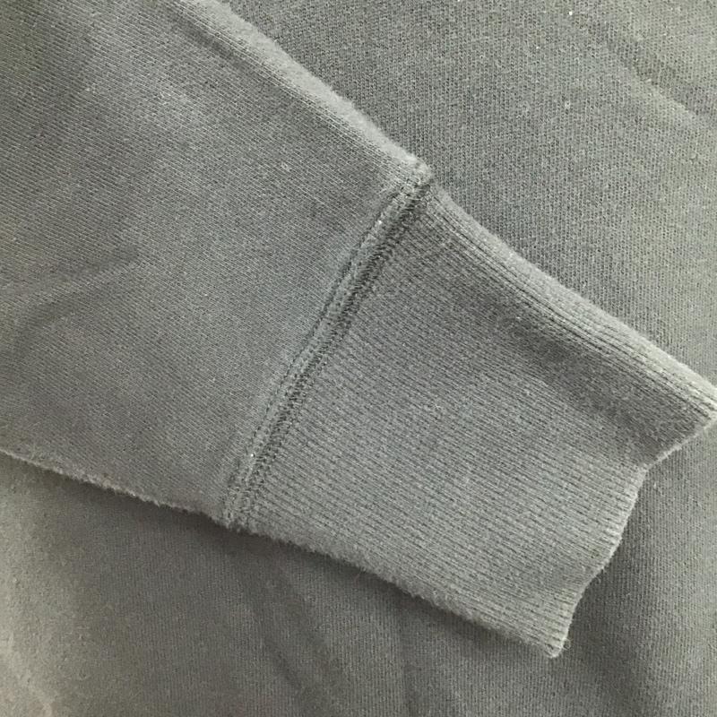 ユニクロ UNIQLO トレーナー 長袖 KAWS M 刺繍 黒 / ブラック / メンズ USED 古着 中古 10102698