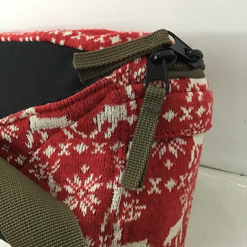 コロンビア Columbia ウエストバッグ ウエストバッグ 212 PU1567 トナカイ柄 ノルディック柄 ロゴ、文字 赤 / レッド / X 白 / ホワイト / X 茶 / ブラウン / メンズ USED 古着 中古 10102796