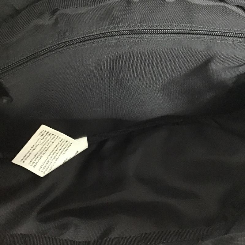 コロンビア Columbia ウエストバッグ ウエストバッグ 212 PU1567 トナカイ柄 ノルディック柄 ロゴ、文字 赤 / レッド / X 白 / ホワイト / X 茶 / ブラウン / メンズ USED 古着 中古 10102796