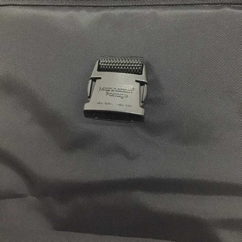 マンハッタンポーテージ Manhattan Portage メッセンジャーバッグ メッセンジャーバッグ GRACIE CAMERA BAG ショルダーバッグ カメラバッグ ロゴ、文字 黒 / ブラック / メンズ USED 古着 中古 10102807