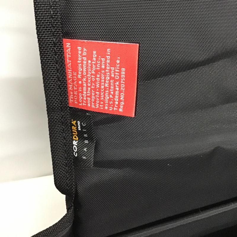 マンハッタンポーテージ Manhattan Portage メッセンジャーバッグ メッセンジャーバッグ GRACIE CAMERA BAG ショルダーバッグ カメラバッグ ロゴ、文字 黒 / ブラック / メンズ USED 古着 中古 10102807