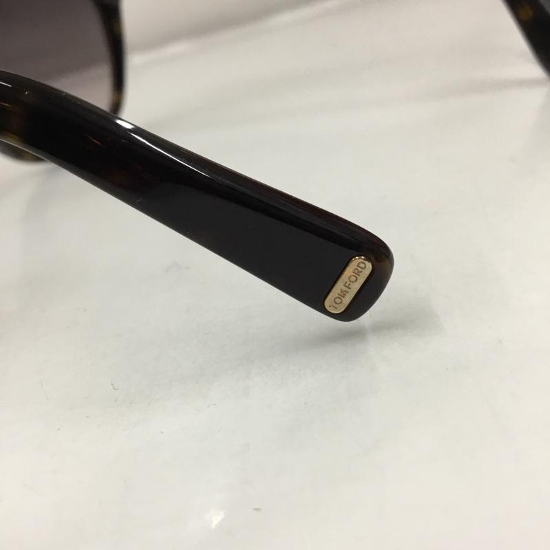 トム フォード TOM FORD めがね・サングラス サングラス TF686-F 52K アジアンフィット ロゴ、文字 茶 / ブラウン / メンズ USED 古着 中古 10102849
