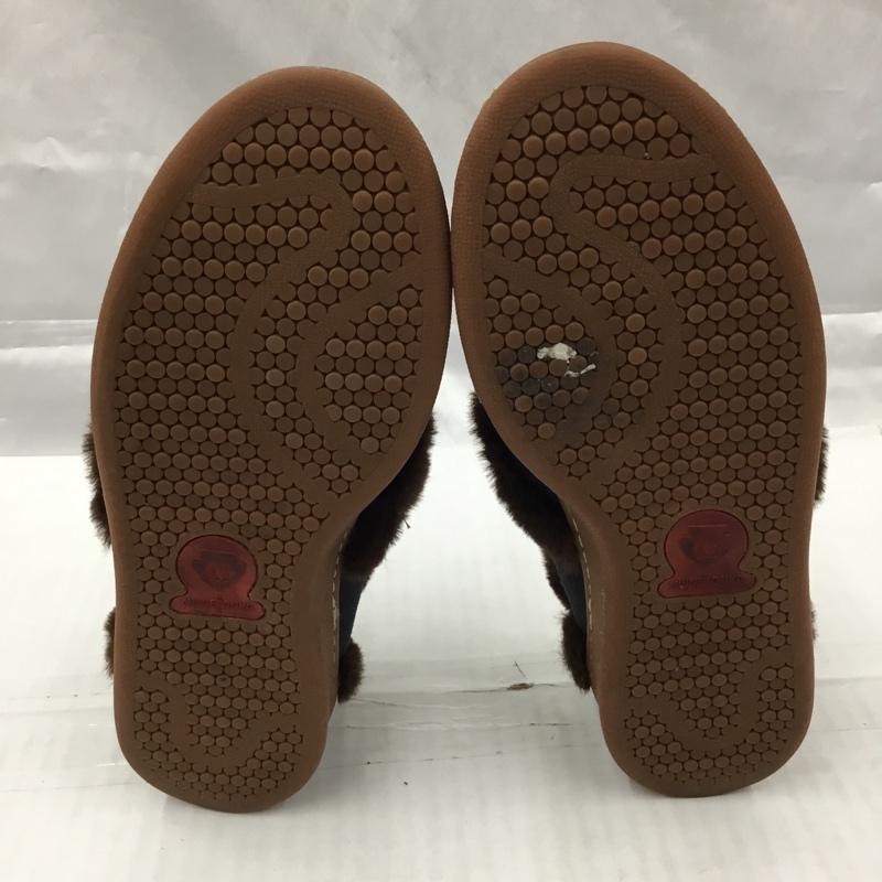 ミネトンカ Minnetonka スリッポン スリッポン 18M02 サイドゴアスリッポン ボア スニーカー ロゴ、文字 紺 / ネイビー / X ダークブラウン / ダークブラウン / レディース USED 古着 中古 10103578