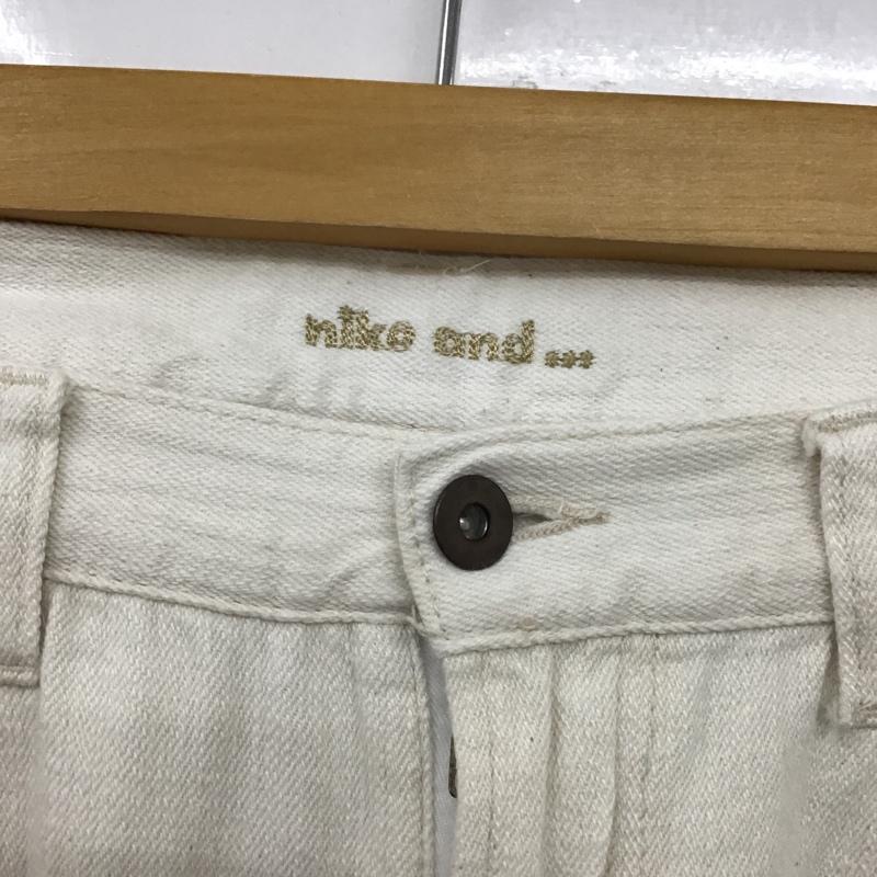 ニコアンド niko and... パンツ デニム、ジーンズ デニムジーンズ ワイドパンツ ストレートパンツ 4 無地 白 / ホワイト /  レディース USED 古着 中古 10103580