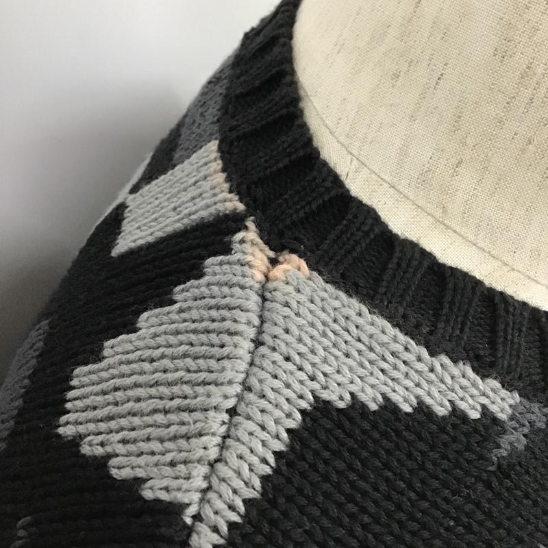 シュプリーム Supreme ニット、セーター 長袖 18FW Big Letters Sweater ロゴ S 総柄 黒 / ブラック / X ダークグレー / ダークグレー / X 灰 / グレー / メンズ USED 古着 中古 10103695
