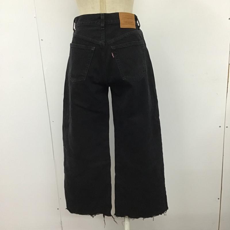 リーバイス Levi's パンツ デニム、ジーンズ 57723-0002 ワイドパンツ カットオフ 24 無地 黒 / ブラック /  レディース USED 古着 中古 10103838