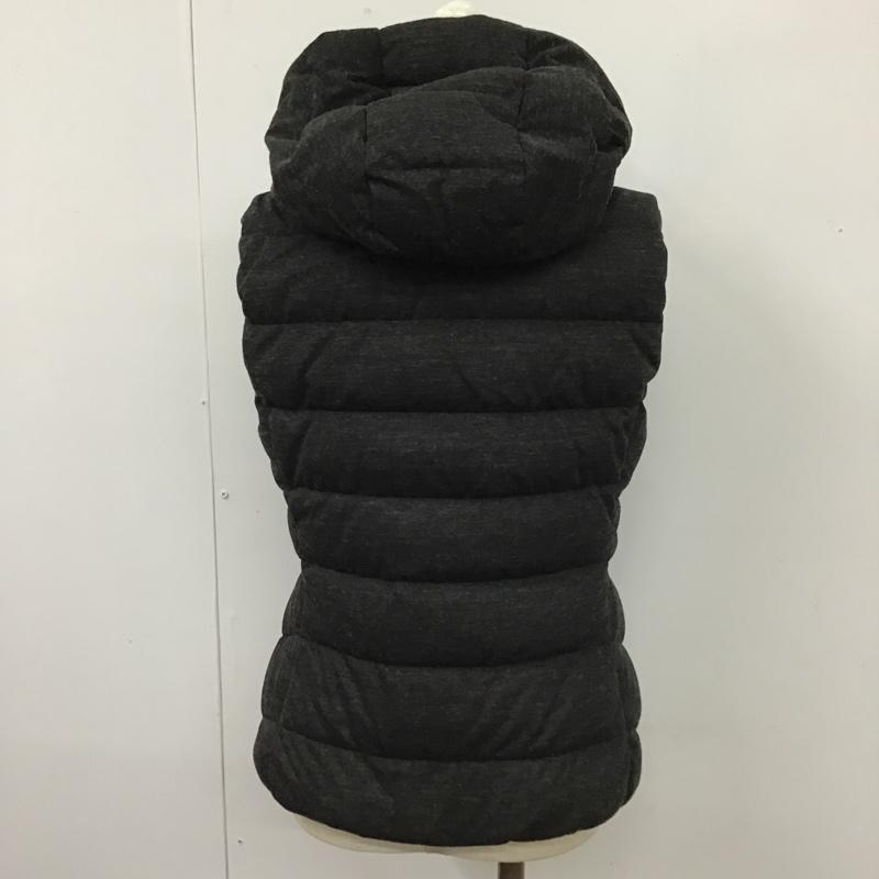 ユニクロ UNIQLO ベスト ベスト 211-146583 ダウンベスト M 無地 黒 / ブラック / レディース USED 古着 中古 10104076