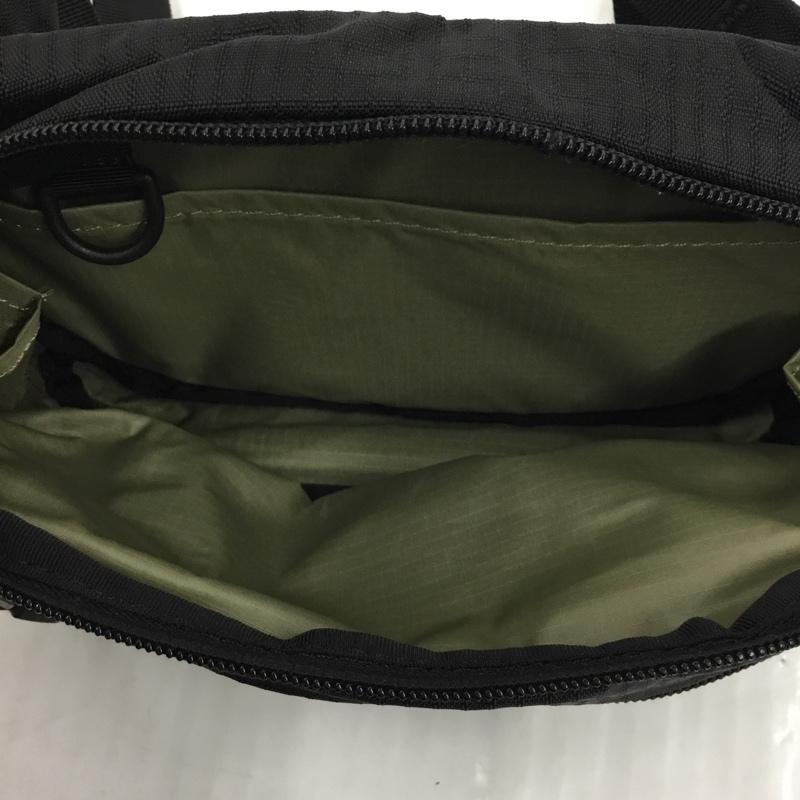 モンベル mont-bell ウエストバッグ ウエストバッグ ウエストポーチ ロゴ、文字 黒 / ブラック / メンズ USED 古着 中古 10104206