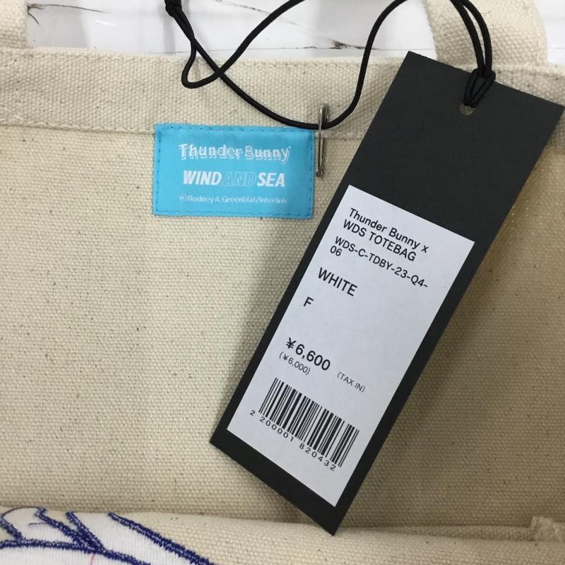 ウィンダンシー WIND AND SEA ハンドバッグ ハンドバッグ Thunder Bunny トートバッグ キャンパス FREE キャラクター アイボリー / アイボリー / メンズ USED 古着 中古 10104209