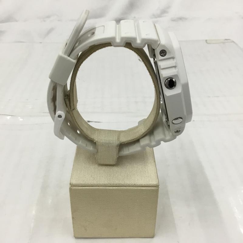 ジーショック G-SHOCK 腕時計 アナログ(クォーツ式) GA-2100 箱有 ロゴ、文字 白 / ホワイト / メンズ USED 古着 中古 10104229