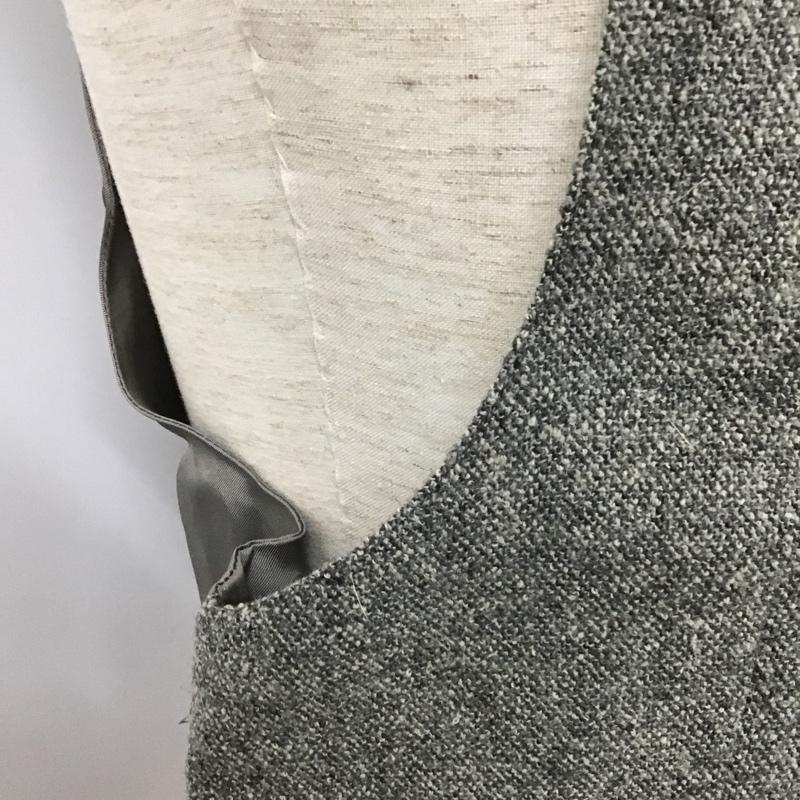 エンポリオアルマーニ EMPORIO ARMANI ベスト ベスト ジレ S 無地 灰 / グレー / メンズ USED 古着 中古 10104607
