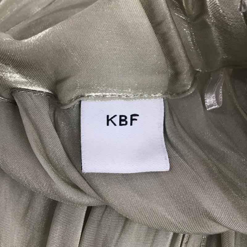 ケービーエフ KBF ボトムス ボトムス KC05-24J010 メタリックシアーパンツ ワイドパンツ カジュアルパンツ 無地 銀 / シルバー /  レディース USED 古着 中古 10104613
