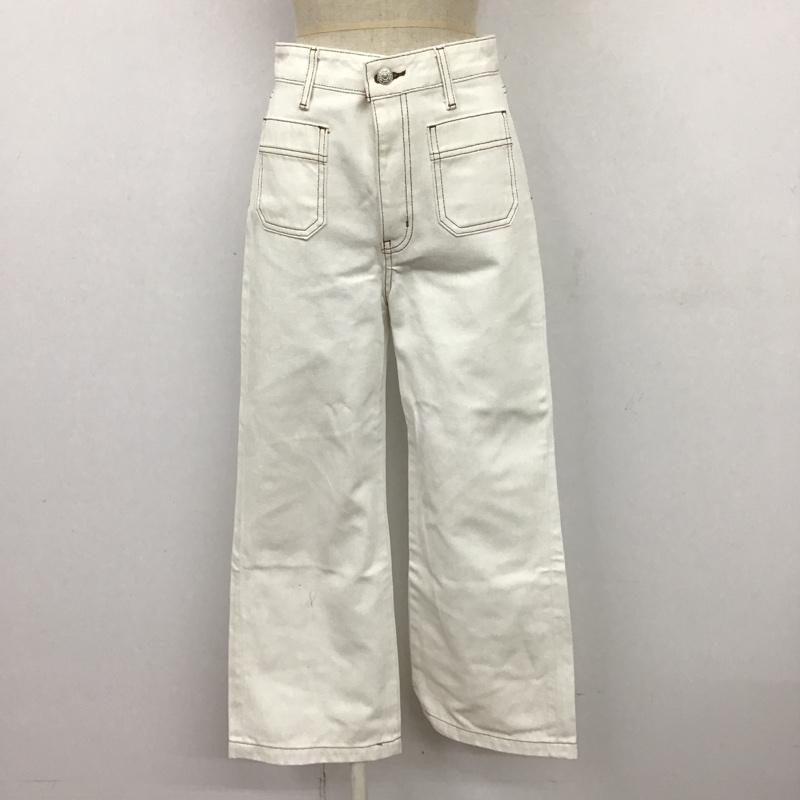 スライジーンズ SLY JEANS パンツ デニム、ジーンズ 030CSM11-3620 BARRYHWCROPPEDFLAREPT-E デニムパンツ ストレートパンツ ワイドパンツ 26インチ 無地 白 / ホワイト /  レディース USED 古着 中古 10104670