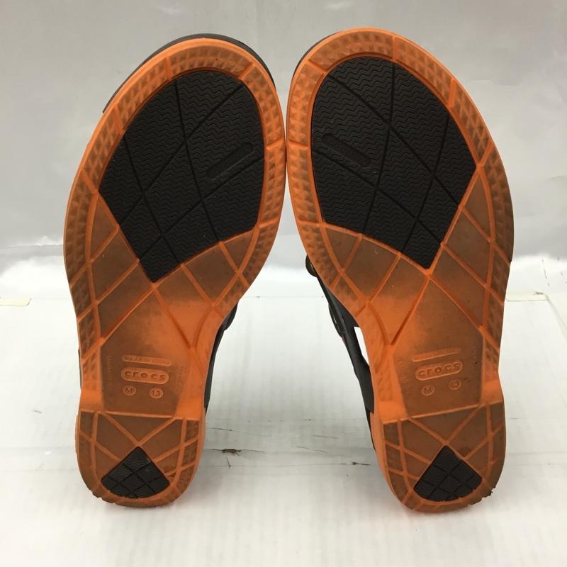 クロックス crocs シューズ シューズ デッキシューズ M13 ロゴ、文字 ダークブラウン / ダークブラウン / X 橙 / オレンジ / メンズ USED 古着 中古 10104679
