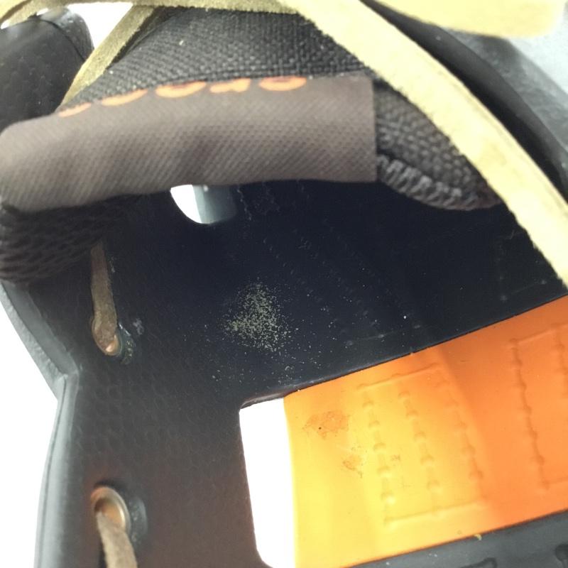 クロックス crocs シューズ シューズ デッキシューズ M13 ロゴ、文字 ダークブラウン / ダークブラウン / X 橙 / オレンジ / メンズ USED 古着 中古 10104679