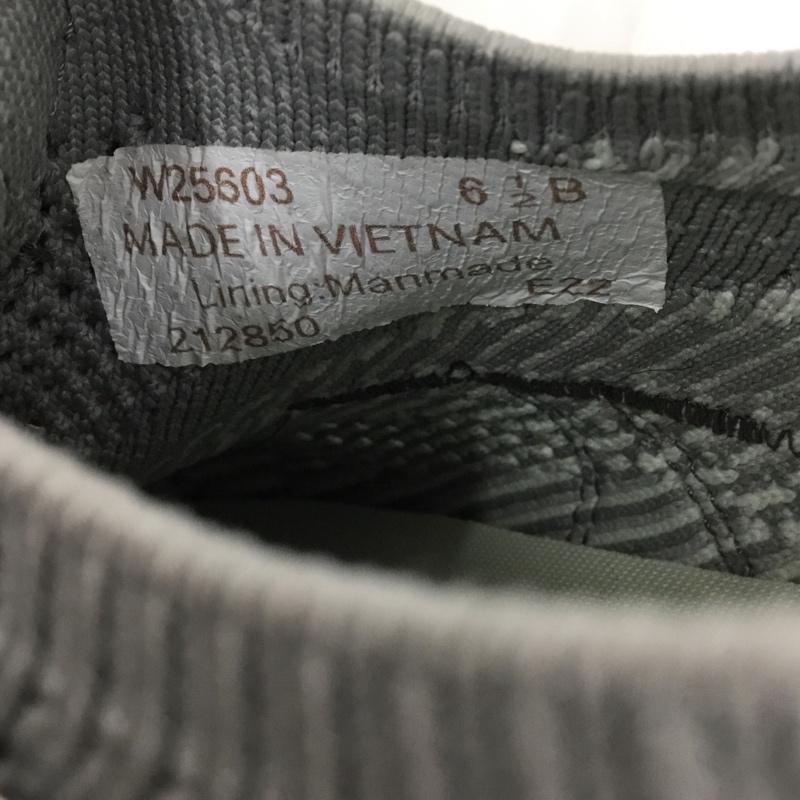 コールハーン COLE HAAN スニーカー スニーカー W25603 ゼログランド アウトペース ステッチライト ランナー II 6 1/2 US:6.5 ロゴ、文字 灰 / グレー / X アイボリー / アイボリー / X 薄緑 / ライトグリーン / レディース USED 古着 中古 10104700
