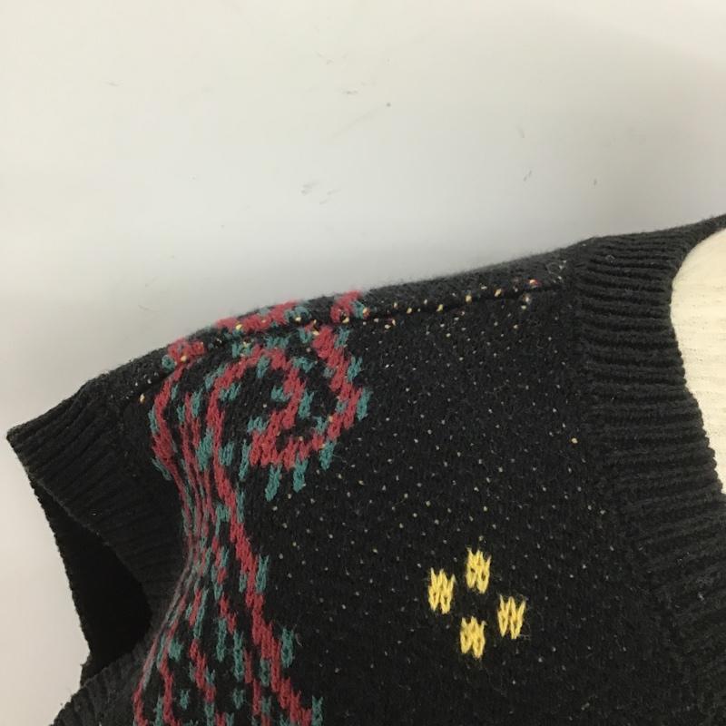 ジャーナルスタンダード JOURNAL STANDARD ベスト ベスト ニットベスト ノースリーブニット Vネック M ペイズリー 黒 / ブラック / メンズ USED 古着 中古 10104750