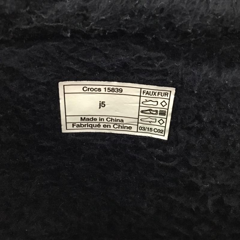 クロックス crocs シューズ シューズ 15839 ColorLite Boot GS J5 ロゴ、文字 黒 / ブラック / ガールズ USED 古着 中古 10105000