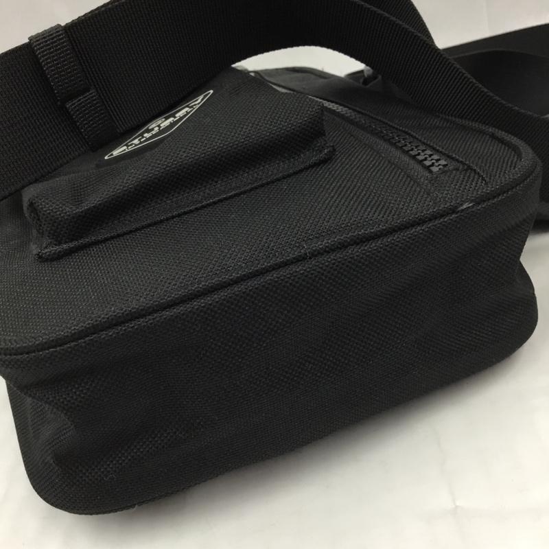 ステューシー STUSSY ショルダーバッグ ショルダーバッグ ナイロン ロゴ、文字 黒 / ブラック / メンズ USED 古着 中古 10105047