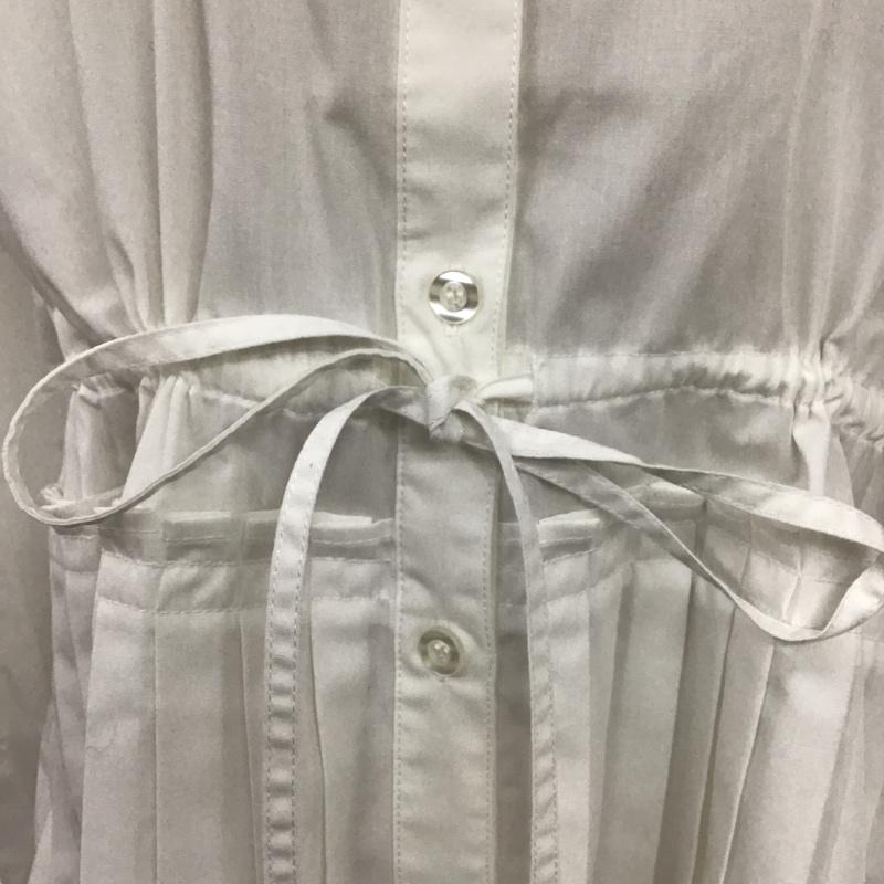 レイビームス Ray BEAMS シャツ、ブラウス 長袖 長袖シャツ カラーシャツ カジュアルシャツ 裾プリーツシャツ 無地 白 / ホワイト / レディース USED 古着 中古 10105201