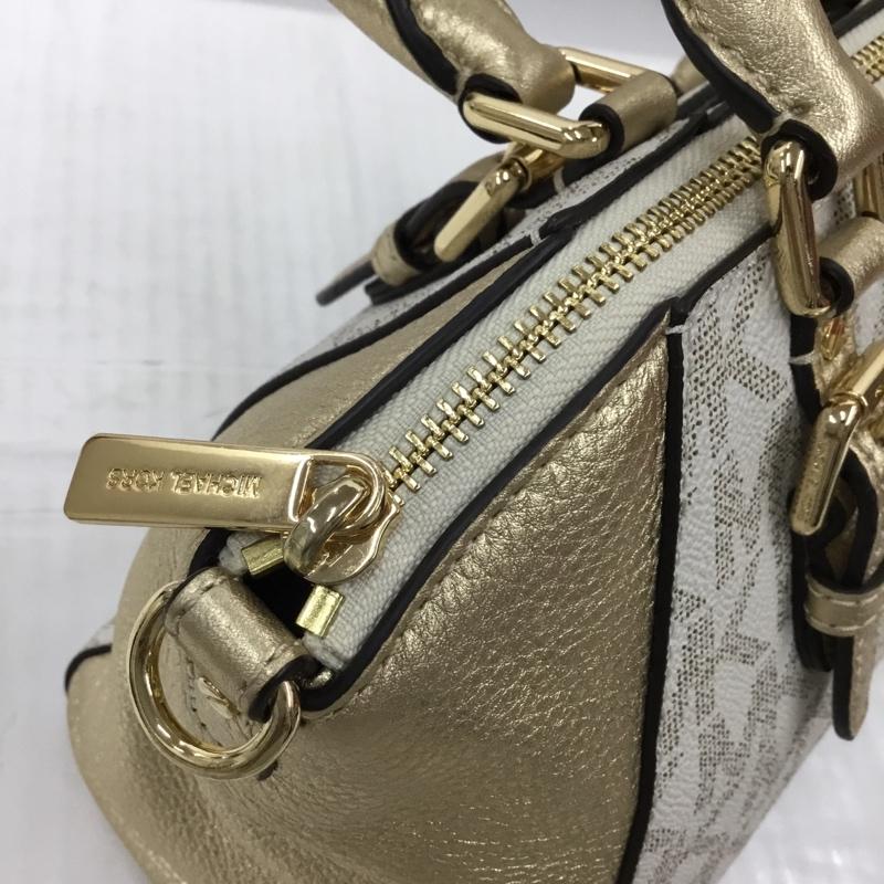マイケルコース MICHAEL KORS ハンドバッグ ハンドバッグ 35H7GC6M8M ショルダー 2WAY ロゴ、文字 白 / ホワイト / X 金 / ゴールド / レディース USED 古着 中古 10105251