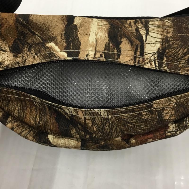 ザノースフェイス THE NORTH FACE ウエストバッグ ウエストバッグ NM72100 SWEEP ロゴ、文字 黒 / ブラック / X 茶 / ブラウン / メンズ USED 古着 中古 10105300