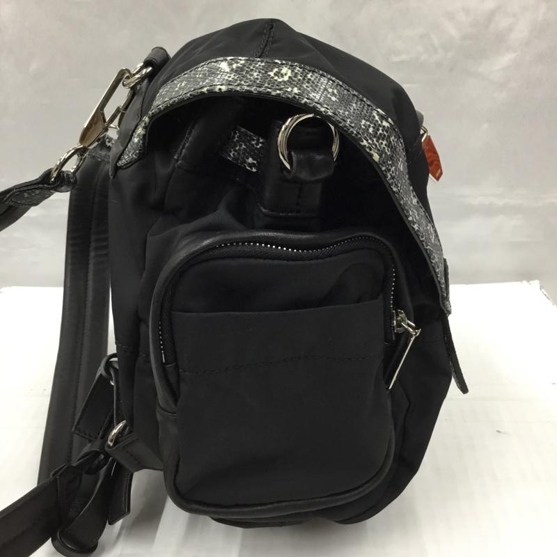 アレキサンダーワン ALEXANDER WANG リュックサック、デイパック リュックサック、デイバッグ 20B0132 ショルダーバッグ 2WAY 黒 / ブラック / レディース USED 古着 中古 10105303