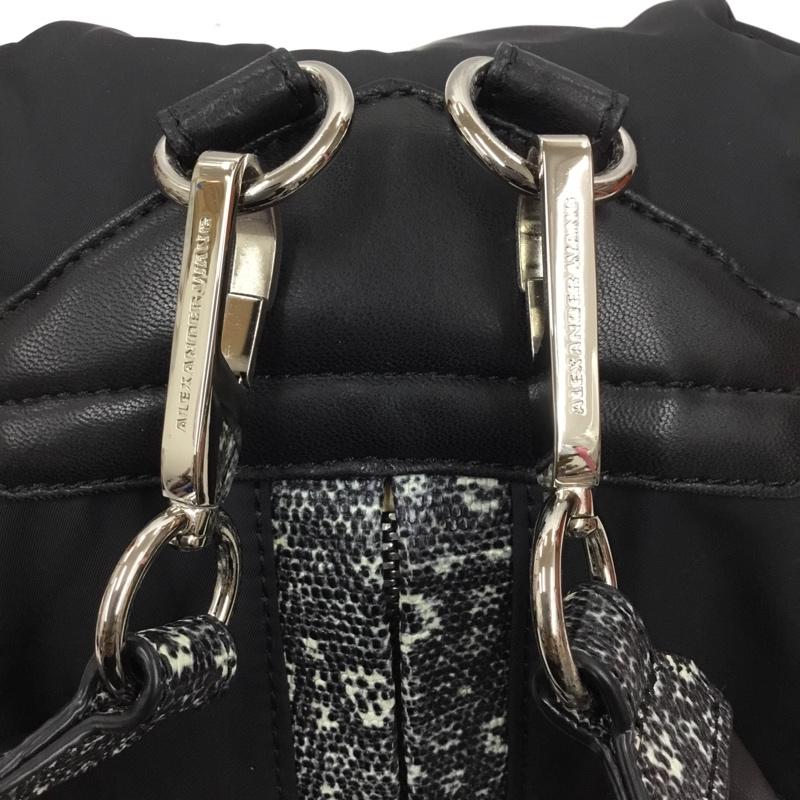 アレキサンダーワン ALEXANDER WANG リュックサック、デイパック リュックサック、デイバッグ 20B0132 ショルダーバッグ 2WAY 黒 / ブラック / レディース USED 古着 中古 10105303