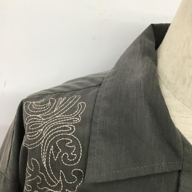 エストレヤスタンダードグァジャベーラ ESTRELLA STANDARD GUAYABERA シャツ、ブラウス 半袖 半袖シャツ カラーシャツ 半袖カットソー 刺繍 灰 / グレー / メンズ USED 古着 中古 10105436