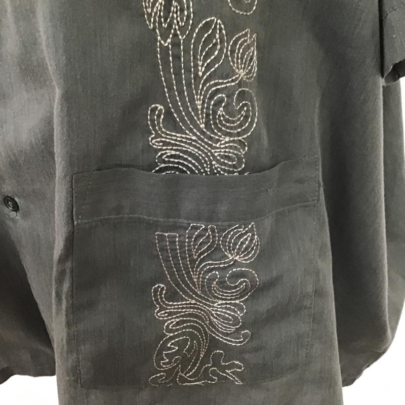 エストレヤスタンダードグァジャベーラ ESTRELLA STANDARD GUAYABERA シャツ、ブラウス 半袖 半袖シャツ カラーシャツ 半袖カットソー 刺繍 灰 / グレー / メンズ USED 古着 中古 10105436