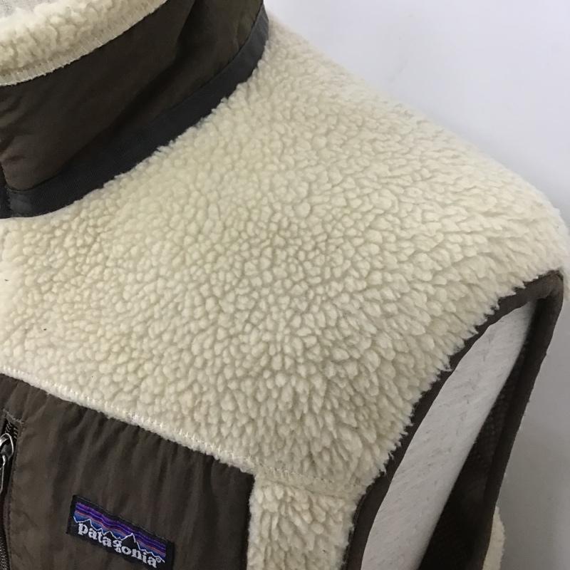 パタゴニア patagonia ベスト ベスト 23046F9 クラシックレトロX フリースベスト M ロゴ、文字 茶 / ブラウン / X アイボリー / アイボリー / メンズ USED 古着 中古 10105523