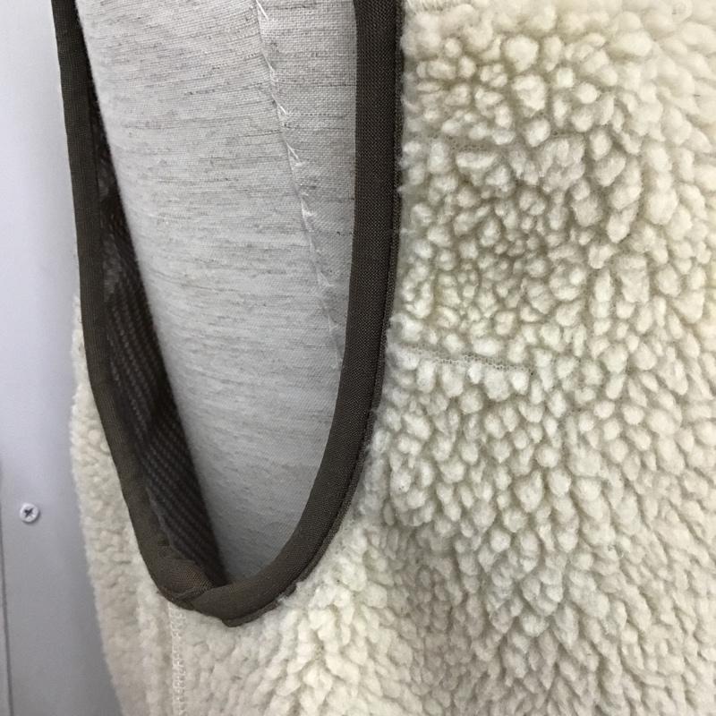 パタゴニア patagonia ベスト ベスト 23046F9 クラシックレトロX フリースベスト M ロゴ、文字 茶 / ブラウン / X アイボリー / アイボリー / メンズ USED 古着 中古 10105523