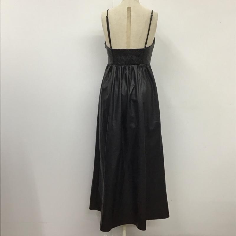 ザラ ZARA ワンピース ロングスカート 7901 883 800 フェイクレザー 合皮 キャミワンピース XS 無地 黒 / ブラック /  レディース USED 古着 中古 10119611