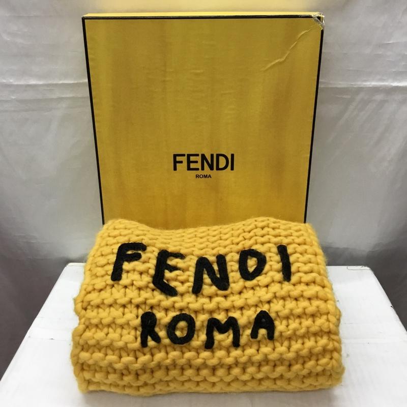 フェンディ FENDI マフラー マフラー FXS124 ニット 箱有 フリンジ ロゴ、文字 灰 / グレー / X 黄 / イエロー /  メンズ USED 古着 中古 10117611