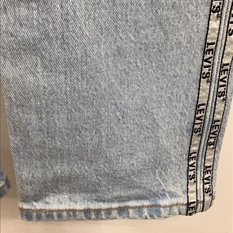 リーバイス Levi s パンツ デニム、ジーンズ 36200-0071 501 CROP DIBS W TAPE W26 L28 26インチ ロゴ、文字 水色 / ライトブルー /  レディース USED 古着 中古 10114580